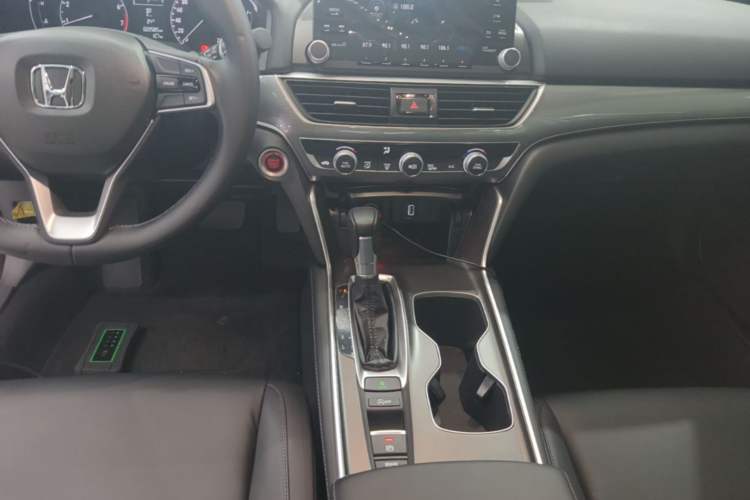 Used Honda Accord 2018 260TURBO Elite Edition China VI Audio And AC Panel