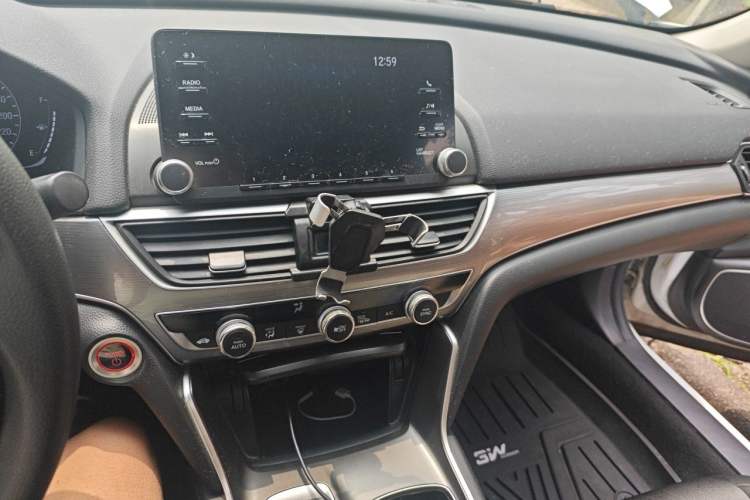 Used Honda Accord 2018 Rui·Hybrid 2.0L Rui Ku Edition China VI Audio And AC Panel