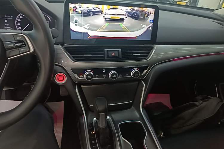 Used Honda Accord 2018 260TURBO Elite Edition China VI Audio And AC Panel