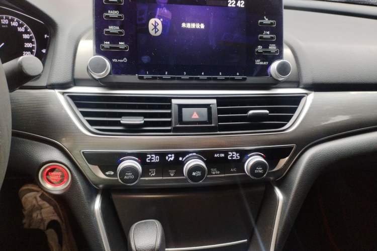 Used Honda Accord 2018 260TURBO Luxury Edition China VI Audio And AC Panel