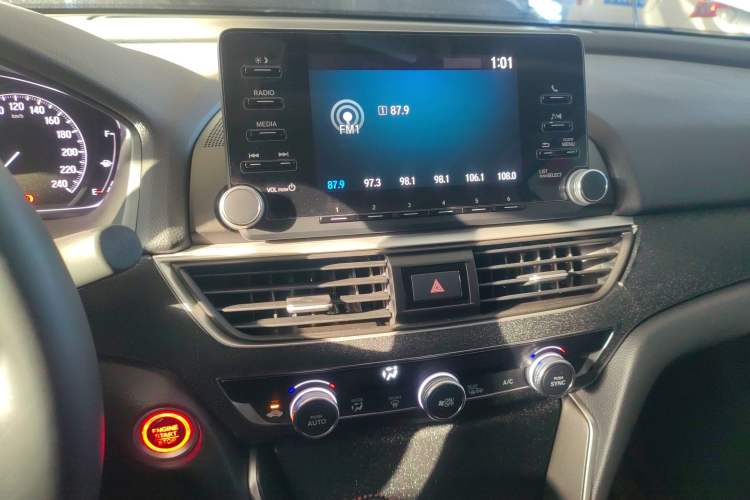 Used Honda Accord 2018 260TURBO Elite Edition China VI Audio And AC Panel