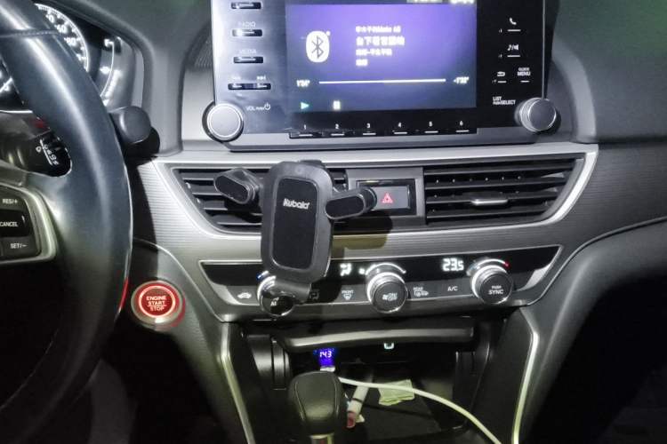 Used Honda Accord 2018 260TURBO Elite Edition China VI Audio And AC Panel