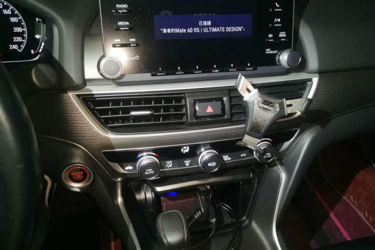 Used Honda Accord 2018 260TURBO Luxury Edition China VI Audio And AC Panel
