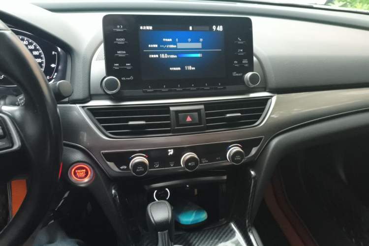 Used Honda Accord 2018 260TURBO Elite Edition China VI Audio And AC Panel