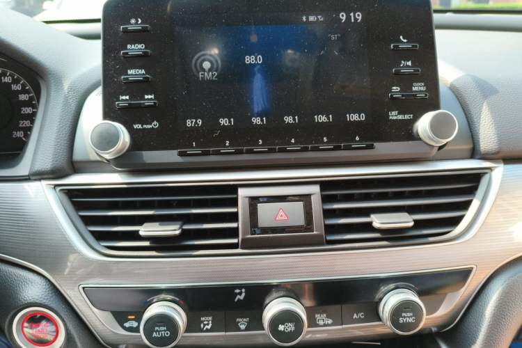 Used Honda Accord 2018 260TURBO Elite Edition China VI Audio And AC Panel