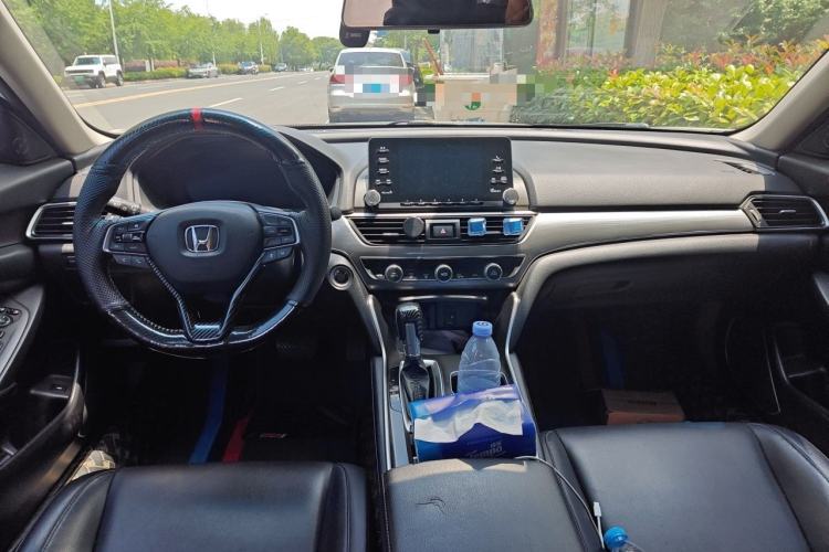 Used Honda Accord 2018 260TURBO Luxury Edition China VI Center Console