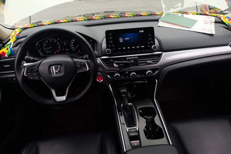 Used Honda Accord 2018 260TURBO Elite Edition China V Center Console