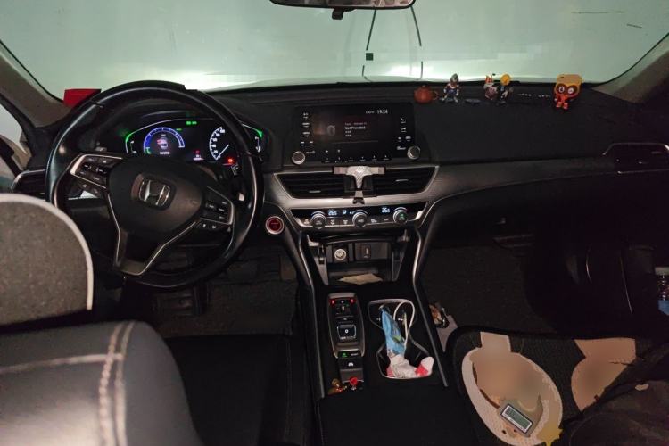 Used Honda Accord 2018 Rui Hybrid 2.0L Rui Ling Edition China VI Center Console