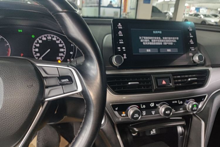 Used Honda Accord 2018 260TURBO Prestige Edition China VI Center Console