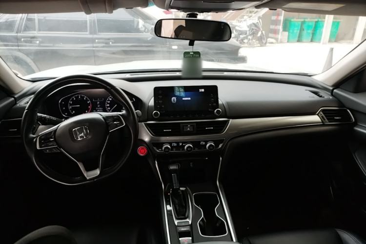 Used Honda Accord 2018 260TURBO Elite Edition China VI Center Console