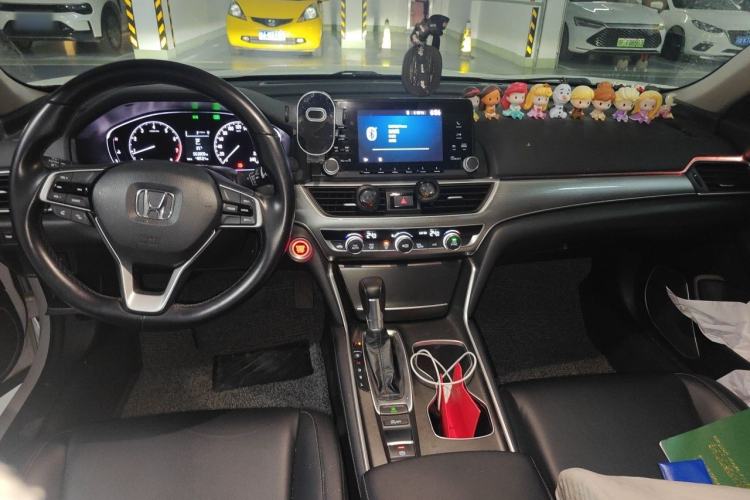 Used Honda Accord 2018 260TURBO Elite Edition China VI Center Console
