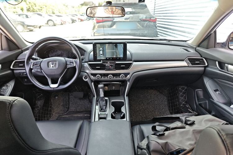Used Honda Accord 2018 260TURBO Elite Edition China VI Center Console