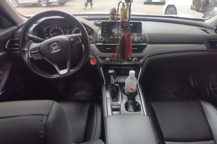 Used Honda Accord 2018 260TURBO Elite Edition China VI Center Console