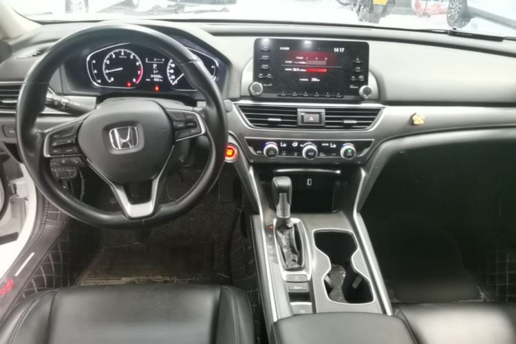 Used Honda Accord 2018 260TURBO Elite Edition China VI Center Console