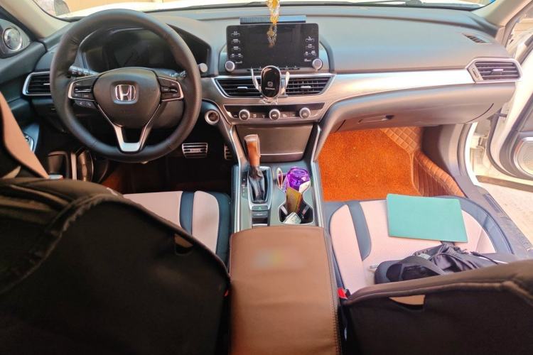 Used Honda Accord 2018 260TURBO Elite Edition China VI Center Console