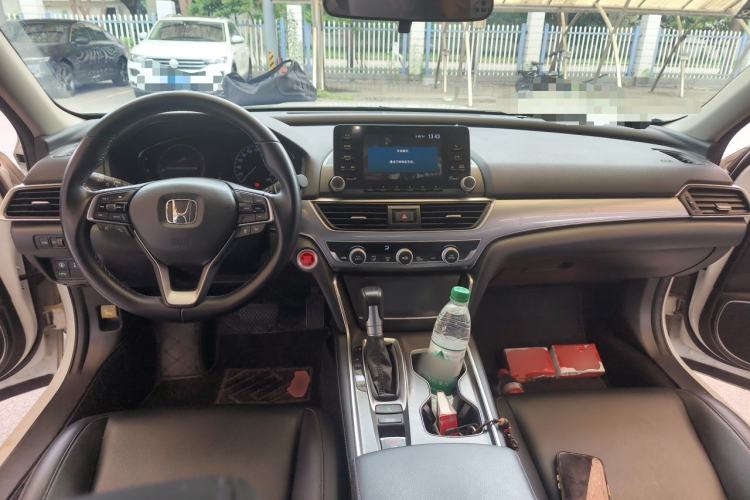Used Honda Accord 2018 260TURBO Luxury Edition China VI Center Console
