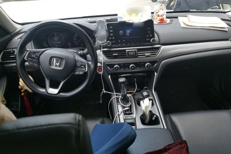 Used Honda Accord 2018 260TURBO Luxury Edition China VI Center Console