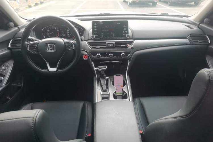 Used Honda Accord 2018 260TURBO Elite Edition China VI Center Console