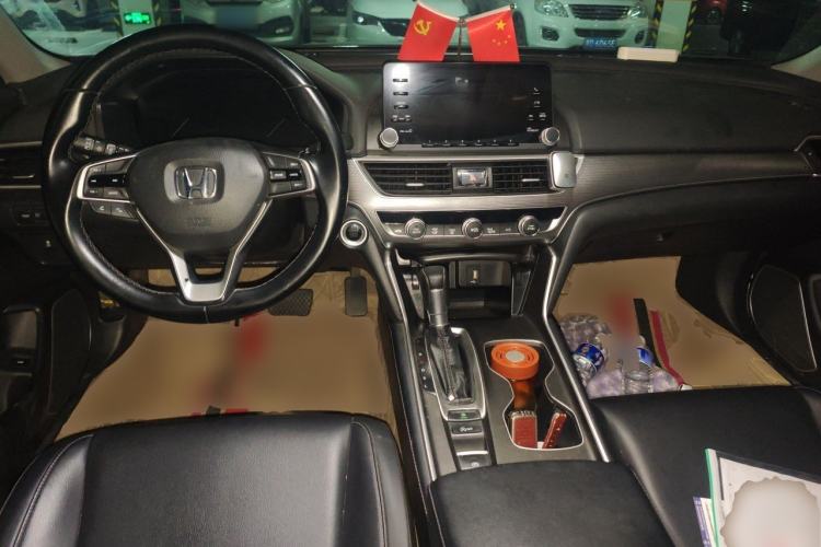 Used Honda Accord 2018 260TURBO Luxury Edition China VI Center Console