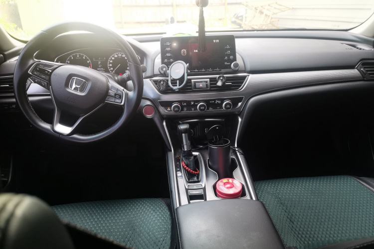 Used Honda Accord 2018 260TURBO Elite Edition China VI Center Console
