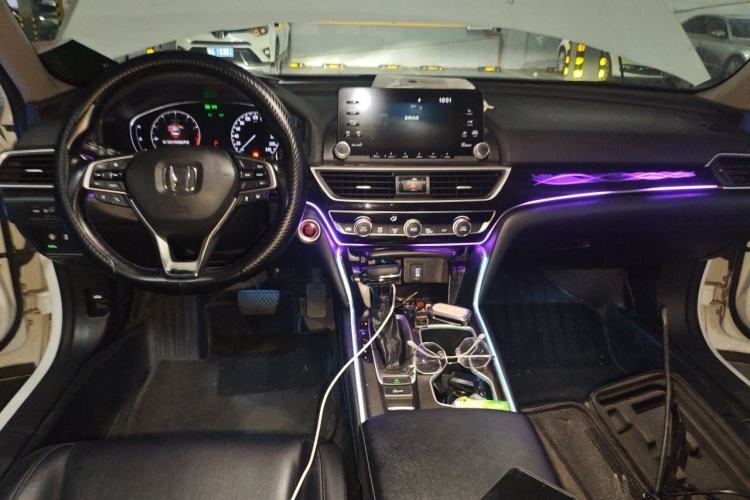 Used Honda Accord 2018 260TURBO Luxury Edition China VI Center Console