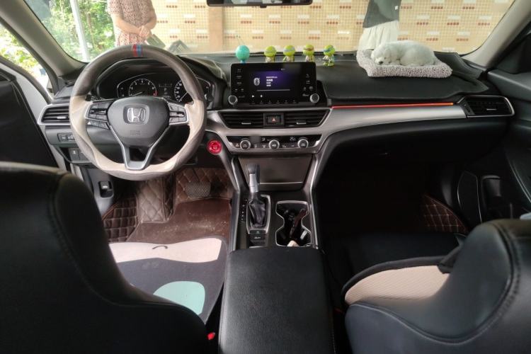 Used Honda Accord 2018 260TURBO Elite Edition China V Center Console
