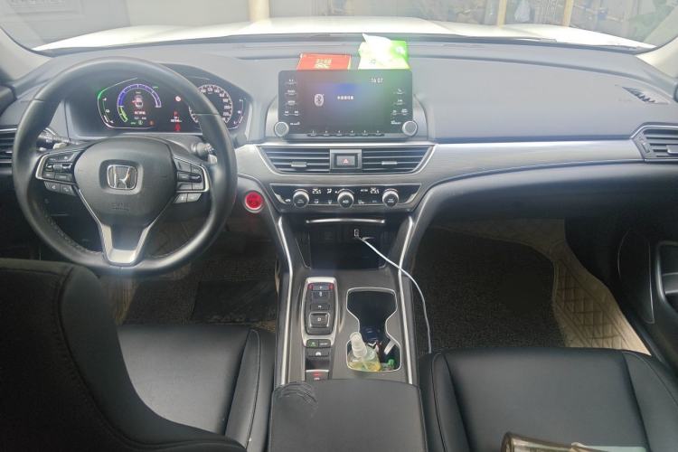Used Honda Accord 2018 Rui Hybrid 2.0L Rui Ling Edition China VI Center Console