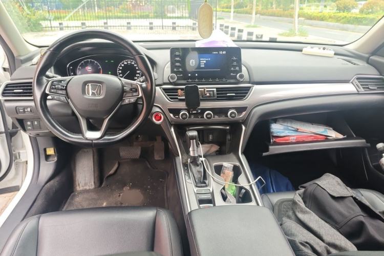 Used Honda Accord 2018 260TURBO Luxury Edition China VI Center Console
