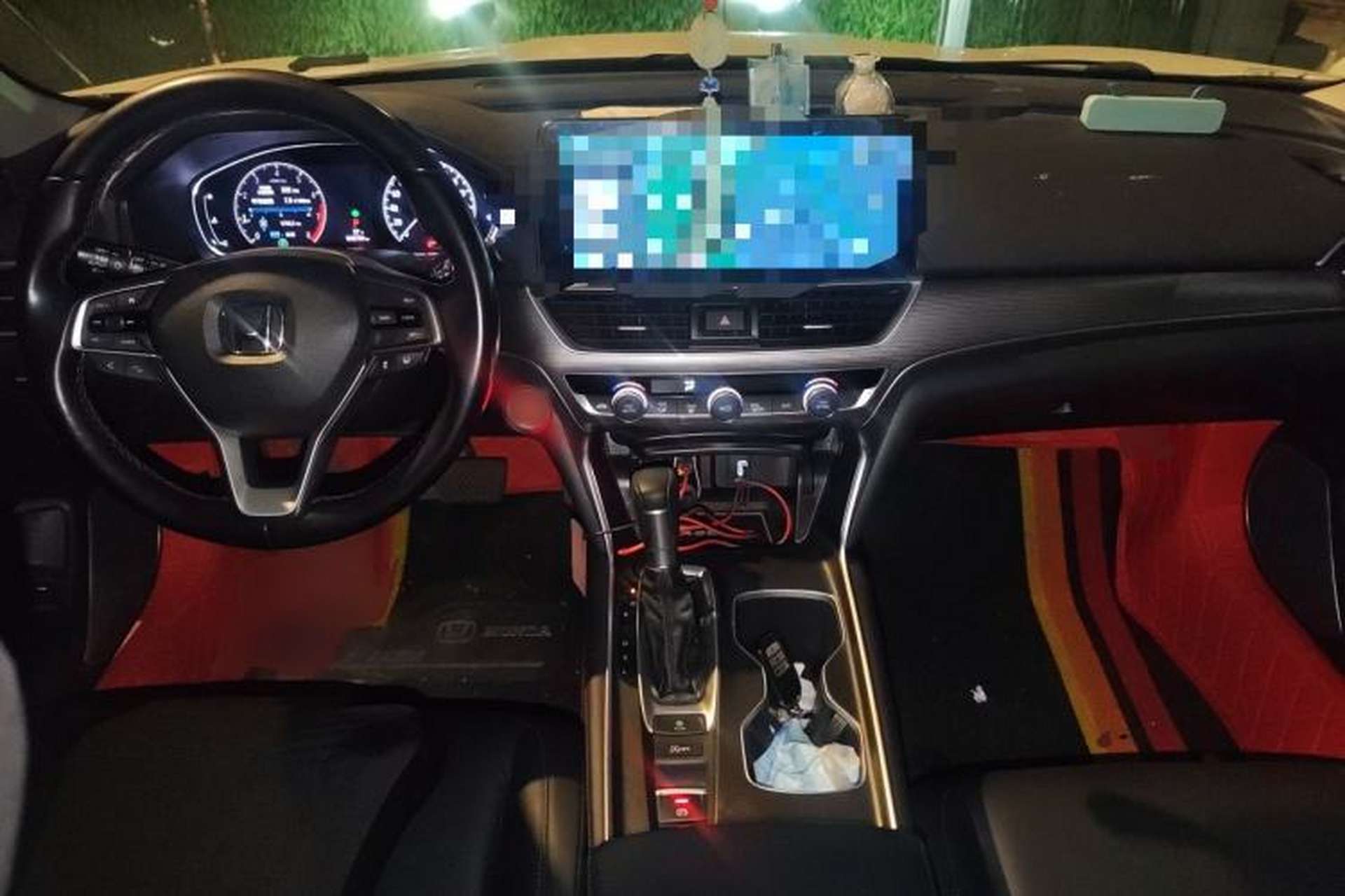 Used Honda Accord 2018 260TURBO Luxury Edition China VI Center Console