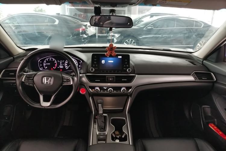 Used Honda Accord 2018 260TURBO Elite Edition China VI Center Console
