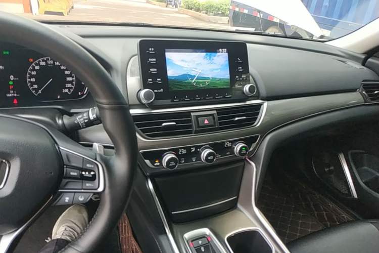 Used Honda Accord 2018 Rui·Hybrid 2.0L Rui Ku Edition China VI Center Console