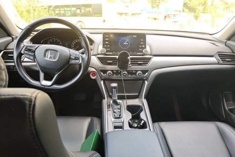 Used Honda Accord 2018 260TURBO Elite Edition China V Center Console