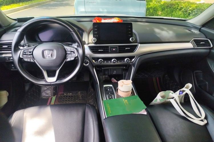 Used Honda Accord 2018 Rui·Hybrid 2.0L Rui Zhi Edition China VI Center Console