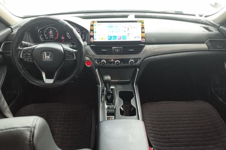 Used Honda Accord 2018 260TURBO Prestige Edition China VI Center Console