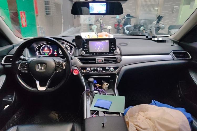 Used Honda Accord 2018 260TURBO Luxury Edition China VI Center Console