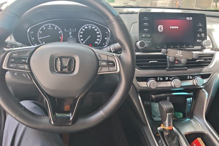 Used Honda Accord 2018 260TURBO Elite Edition China VI Center Console