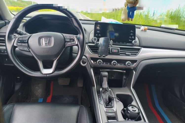 Used Honda Accord 2018 260TURBO Elite Edition China VI Center Console