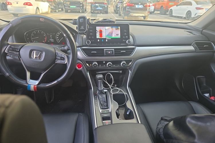 Used Honda Accord 2018 260TURBO Elite Edition China VI Center Console