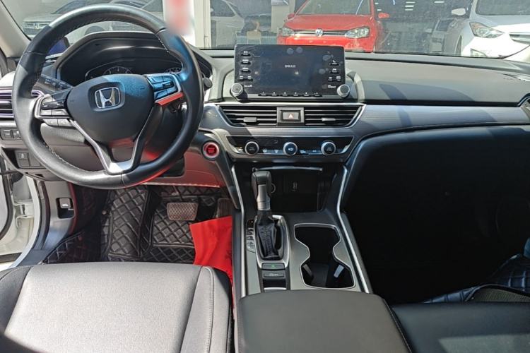 Used Honda Accord 2018 260TURBO Elite Edition China VI Center Console