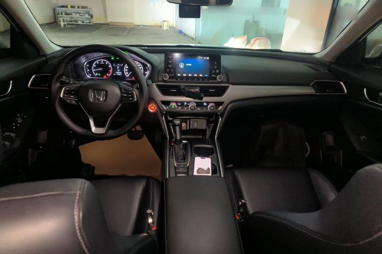 Used Honda Accord 2018 260TURBO Elite Edition China VI Center Console