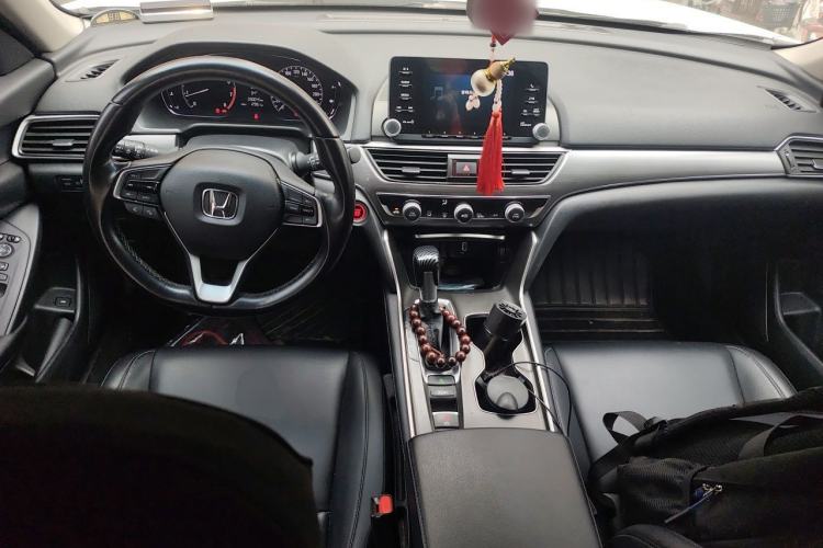 Used Honda Accord 2018 260TURBO Elite Edition China VI Center Console