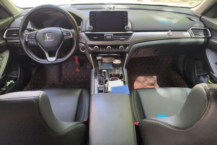 Used Honda Accord 2018 260TURBO Prestige Edition China VI Center Console