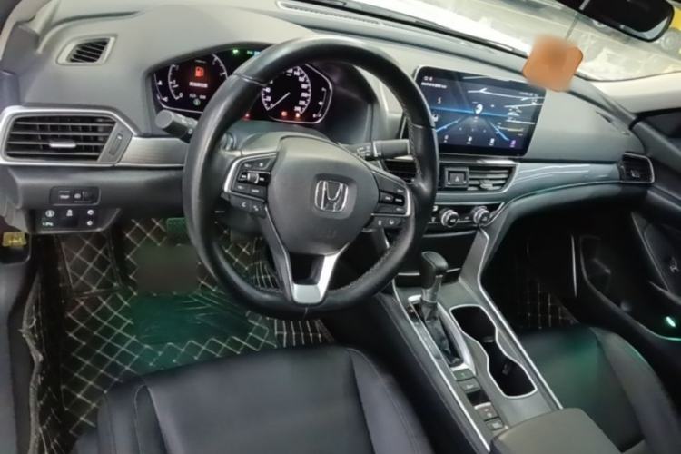 Used Honda Accord 2018 260TURBO Luxury Edition China VI Center Console