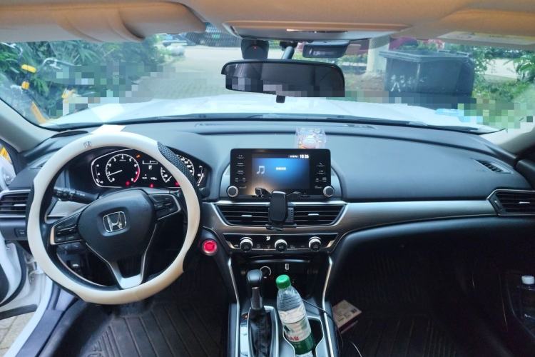 Used Honda Accord 2018 260TURBO Elite Edition China VI Center Console