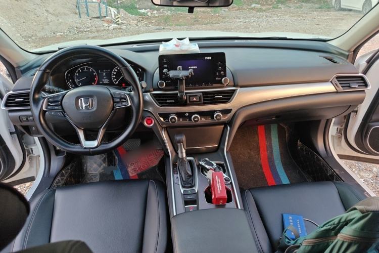 Used Honda Accord 2018 260TURBO Elite Edition China VI Center Console