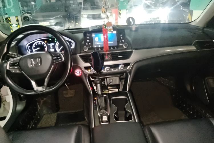 Used Honda Accord 2018 260TURBO Elite Edition China VI Center Console