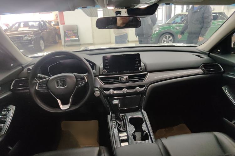 Used Honda Accord 2018 260TURBO Luxury Edition China VI Center Console