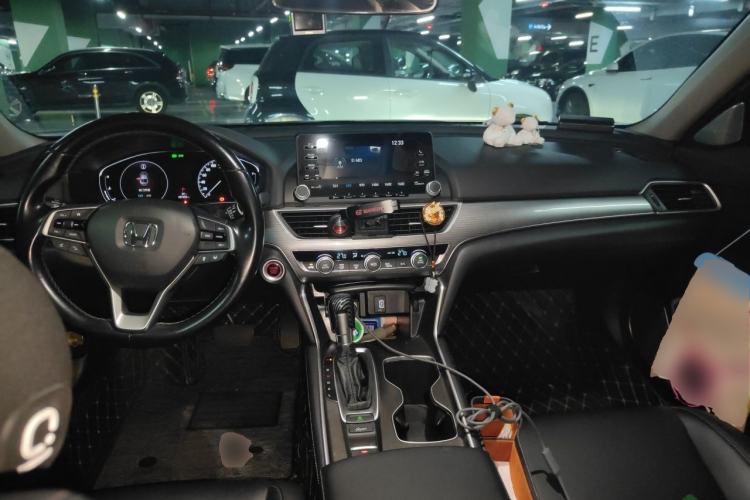 Used Honda Accord 2018 260TURBO Luxury Edition China VI Center Console
