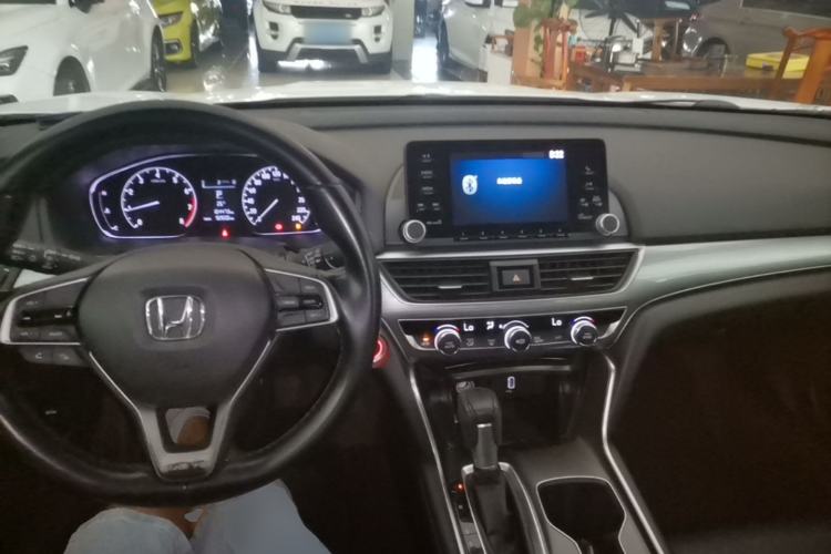 Used Honda Accord 2018 260TURBO Elite Edition China VI Center Console