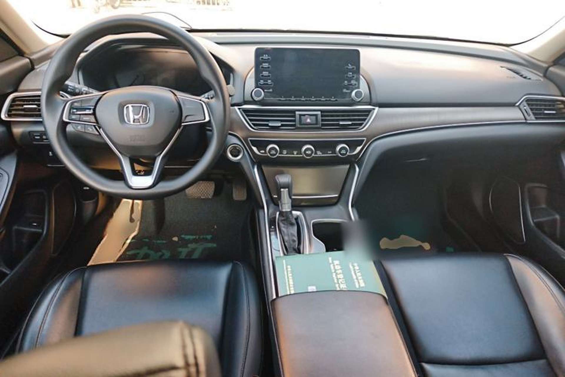 Used Honda Accord 2018 230TURBO Comfort Edition China VI Emission Standard Center Console